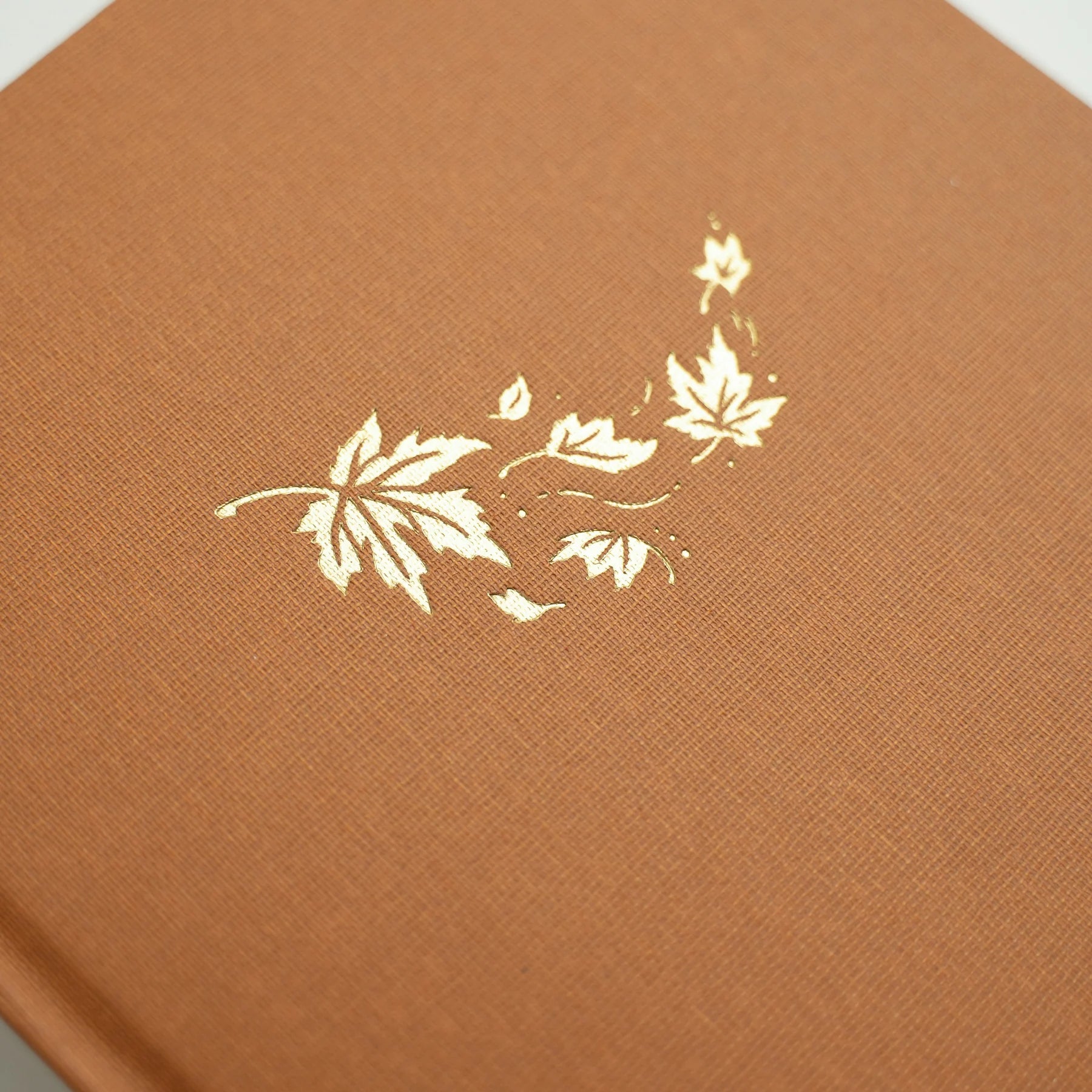 Archer and Olive Swirling Leaves gold foiled design - Paper Dream